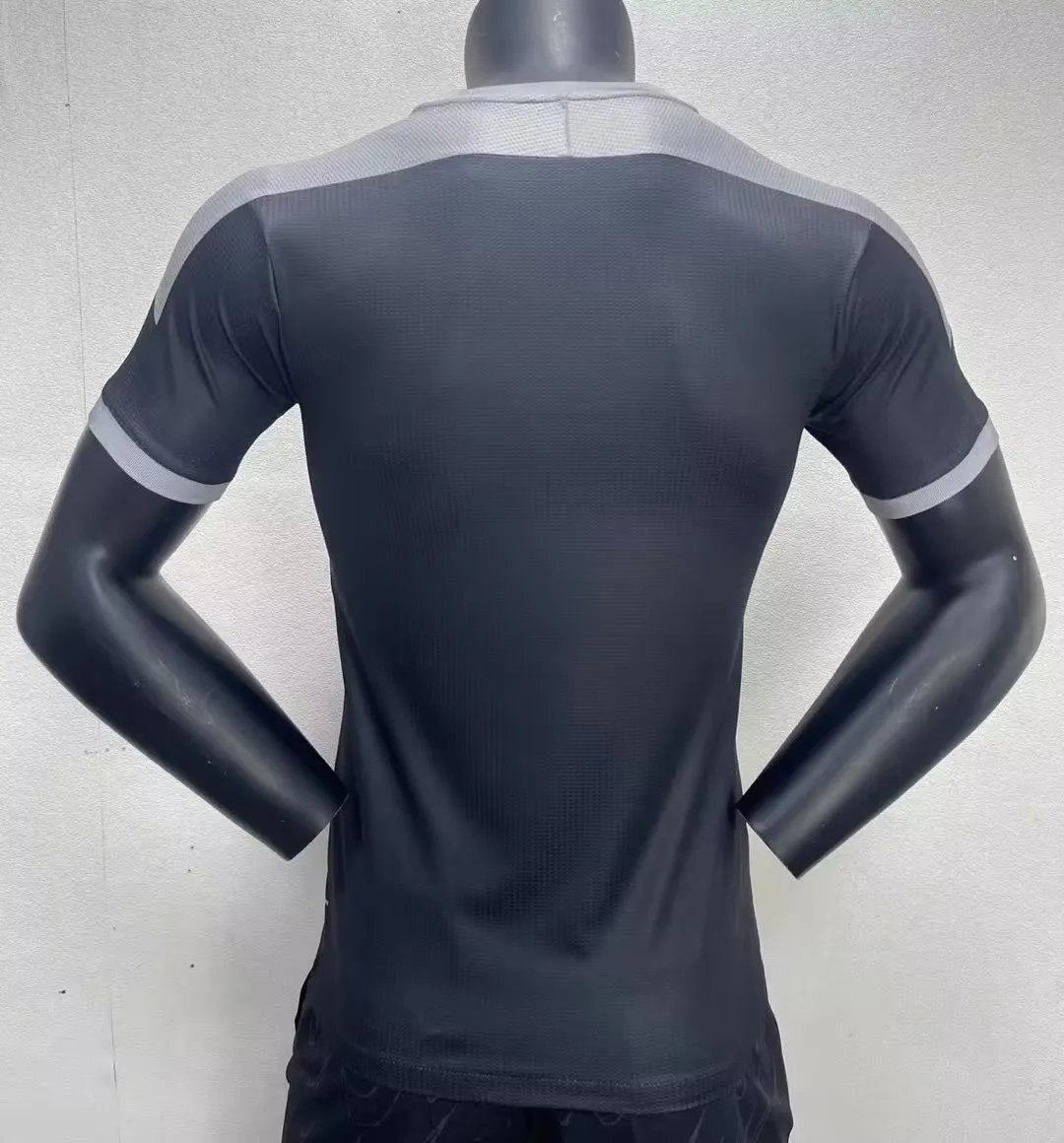 Edición especial Japón. - Imagen 2