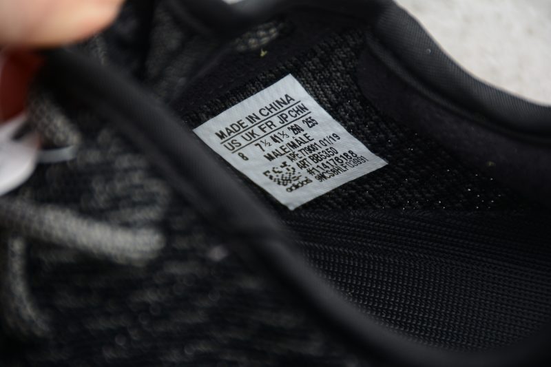 Adidas Yeezy 350 Pirate Black - Imagen 7