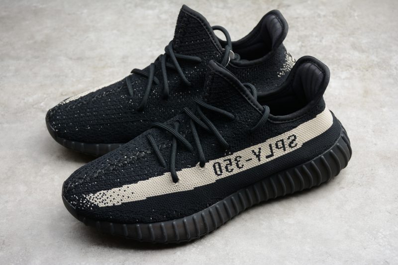 Adidas Yeezy 350 V2 Oreo - Imagen 6