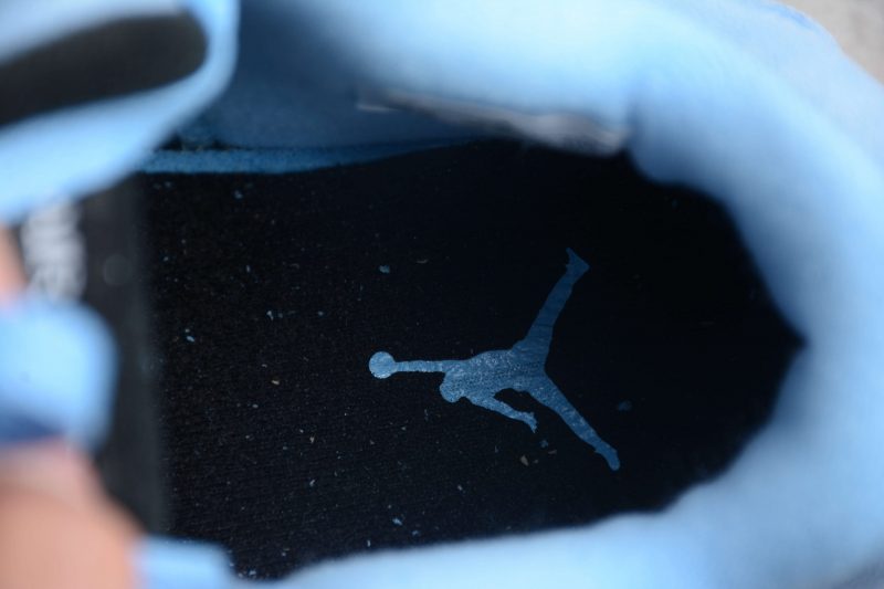 Nike Air Jordan 4 SE “University Blue” - Imagen 3