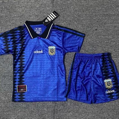 Argentina visitante 1994-1995 Versión Niño